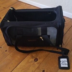 Delta Travel Bag for Small Dog